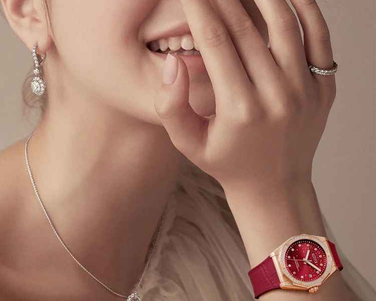 Discover the Elegance of Women's Luxury Quartz Watch Styles - Barry Polo