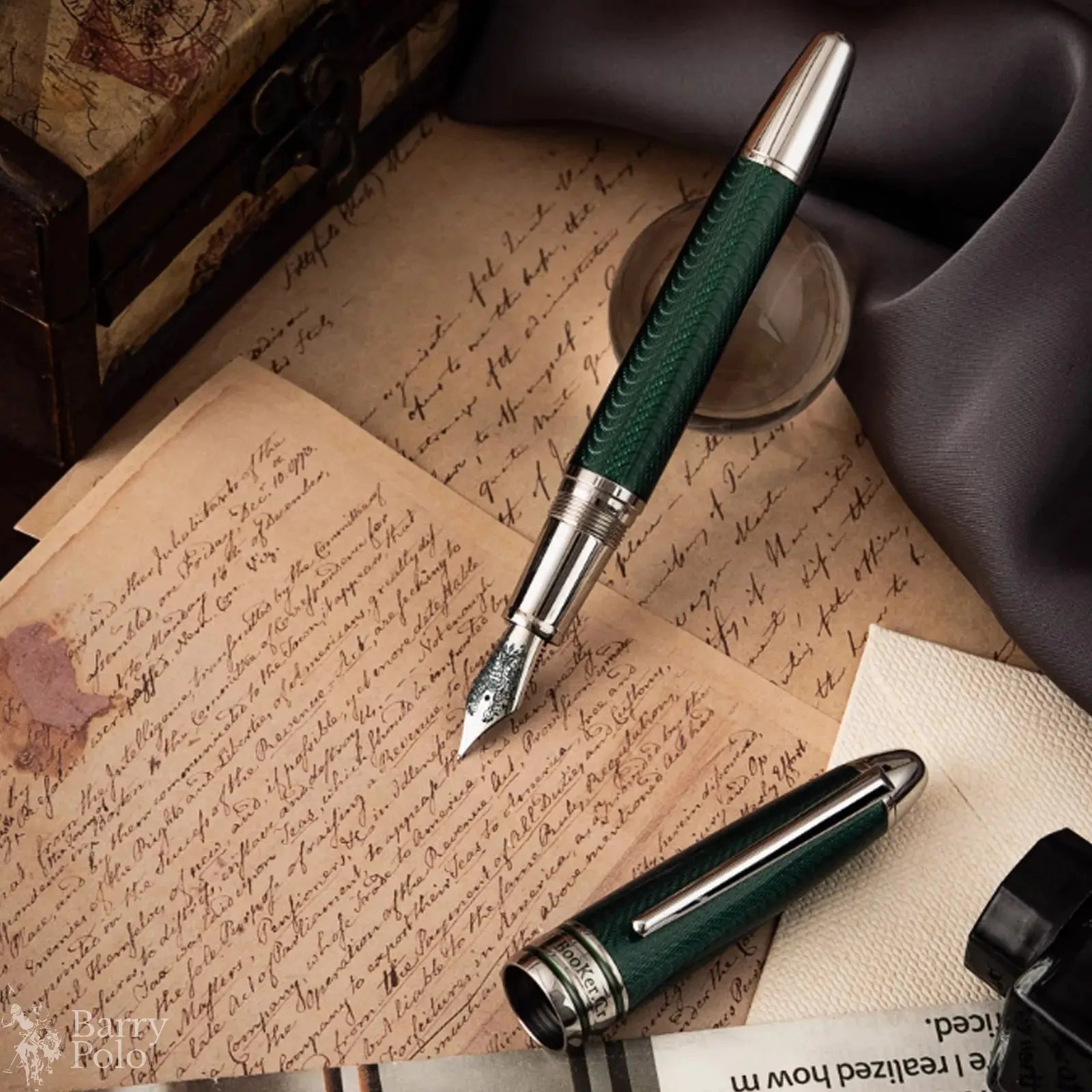 BooKer.Cr Fountain Pen Premium F-Tip Elegant Dark Green Gift Pen Smooth Writing Ideal for Graduation Gift